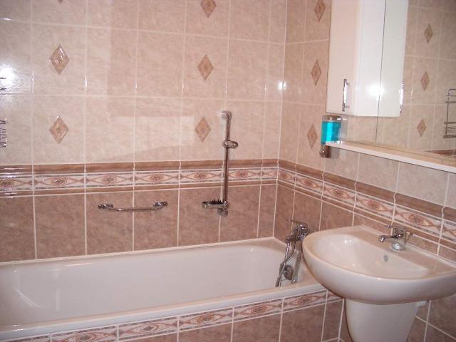 APARTMNY HORN MSEKY & APARTMNY DALIBOR PINDLERV MLN * * * 5