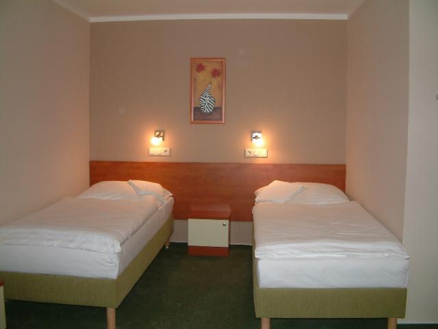 Hotel Na Kocand 3