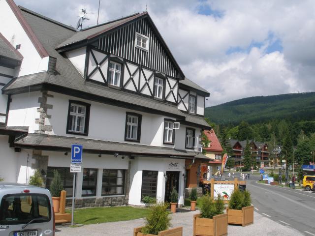 Hotel Lomnice 2