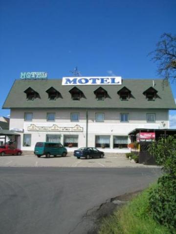 MOTEL A RESTAURACE AKO NEZABYLICE